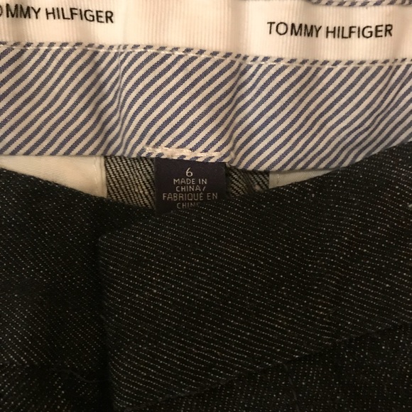 Tommy Hilfiger Walking Shorts - Picture 3 of 3